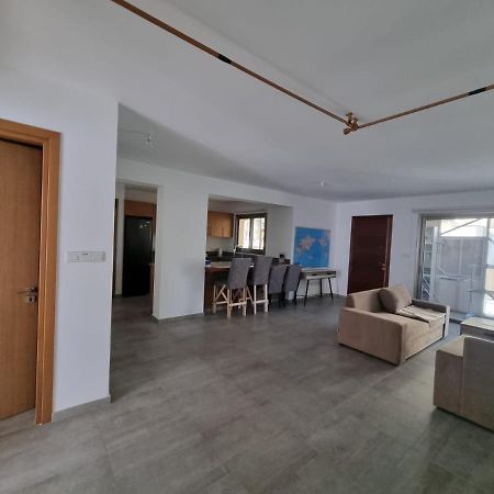Apartment Pearl Park Residence Paphos Exteriör bild