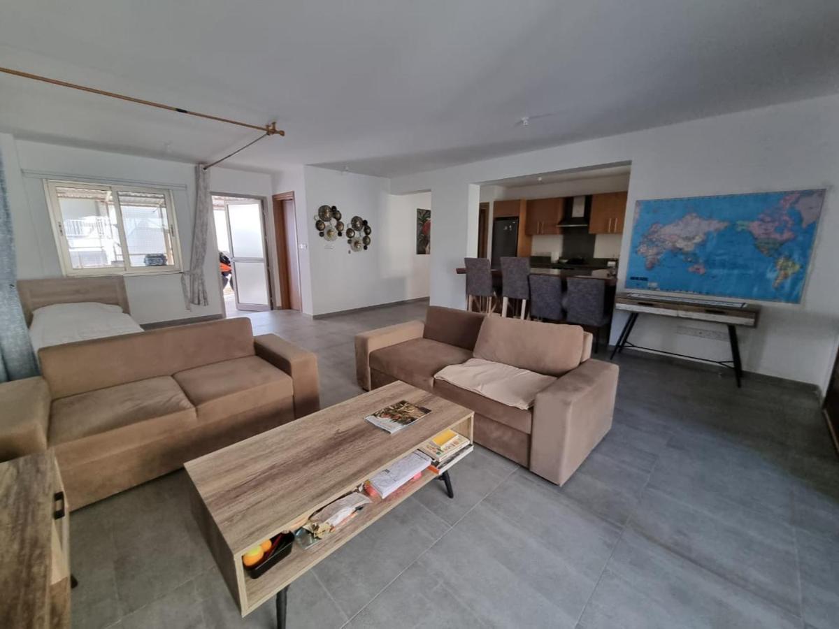 Apartment Pearl Park Residence Paphos Exteriör bild