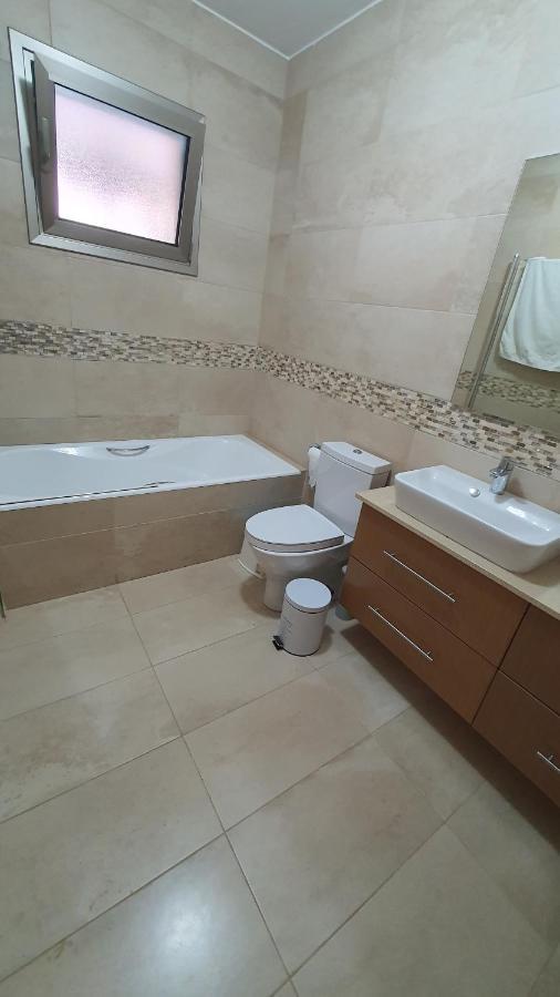 Apartment Pearl Park Residence Paphos Exteriör bild
